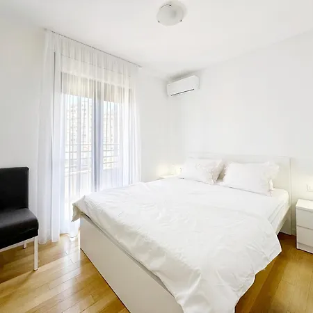 S'akvarel 4 - Private Garage شقة سبليت